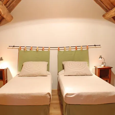 Rustique A Avec Animaux Acceptes - Fr-1-489-611 * Neuilly-le-Réal